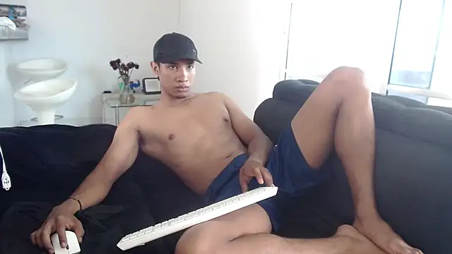 JacksonCooper1 online show from April 2026 04:35:02 PM