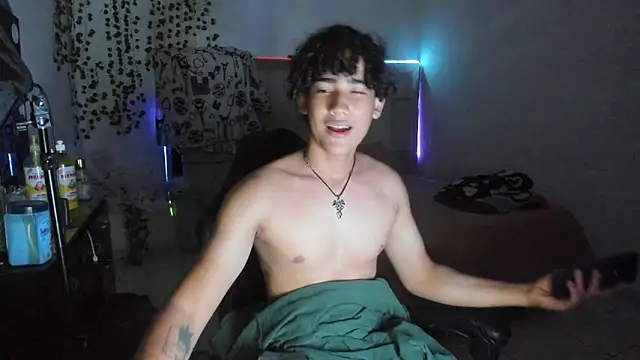 jake willianss online show from December 2025 06:20:02 PM