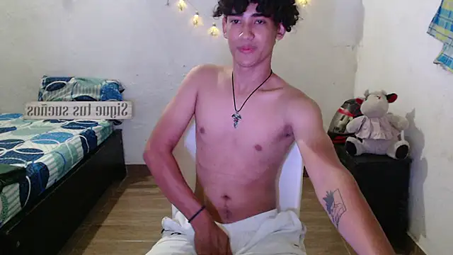 jake willianss online show from December 2024 11:02:02 PM