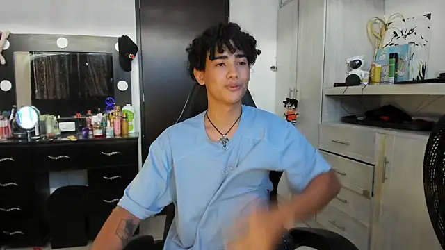 jake willianss online show from May 2026 08:16:01 PM
