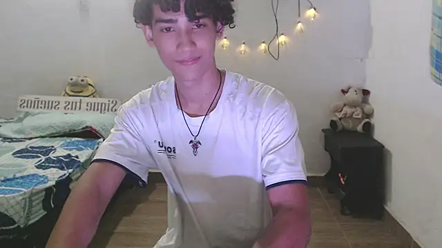 jake willianss online show from December 2024 04:37:01 AM