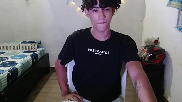 jake willianss online show from December 2024 04:31:02 AM