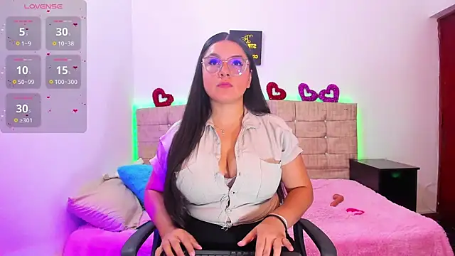 Catherine summer1 online show from October 2025 10:18:02 PM