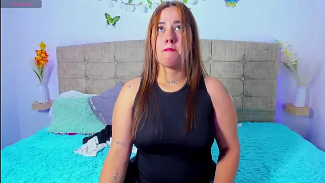 Snapshot of Catherine_summer1 chatting on February 2026 07:03:01 PM Catherine summer1 online show from February 2026 07:03:01 PM