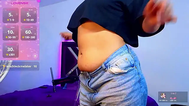 Snapshot of Catherine_summer1 chatting on January 2026 04:52:01 AM Catherine summer1 online show from January 2026 04:52:01 AM