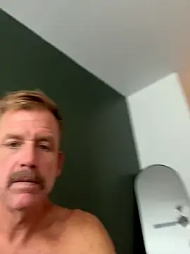 Firedad72FD online show from October 2025 08:43:01 PM