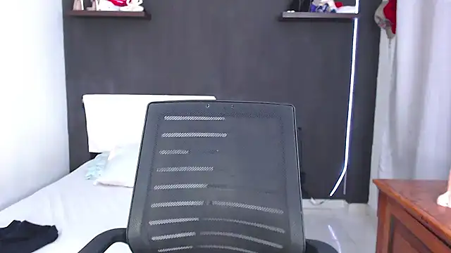 SusanLeroy online show from April 2026 09:34:02 AM