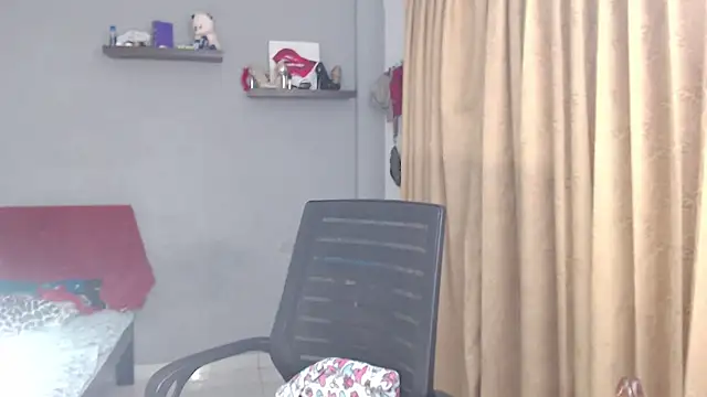 SusanLeroy online show from December 2025 09:58:01 AM