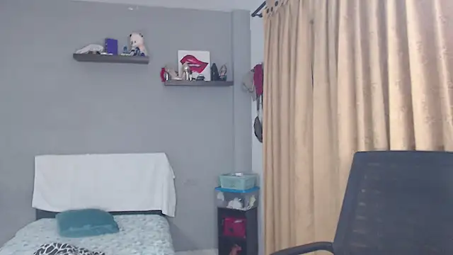 SusanLeroy online show from December 2025 09:24:02 AM