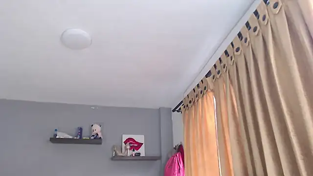 SusanLeroy online show from December 2025 11:24:02 AM