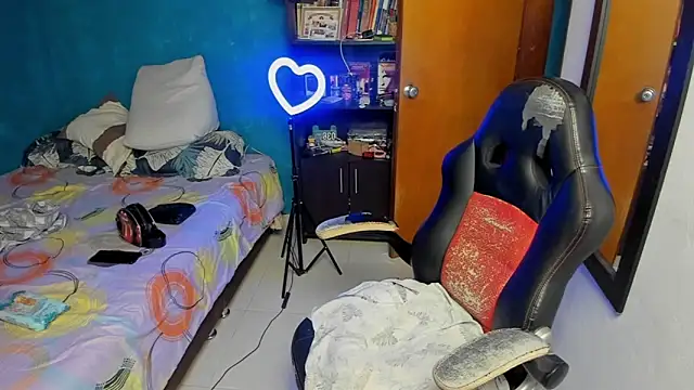 Snapshot of peanut_tangerine chatting on December 2025 11:32:02 PM peanut tangerine online show from December 2025 11:32:02 PM