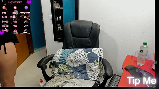 peanut tangerine online show from May 2026 11:17:01 PM