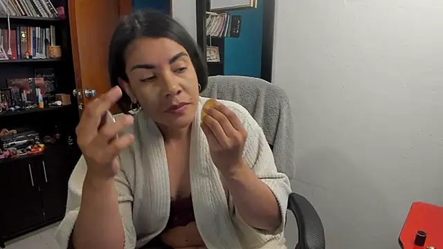 peanut tangerine online show from March 2026 10:07:02 PM