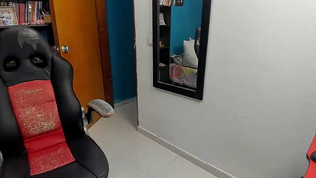 peanut tangerine online show from December 2025 11:53:01 PM