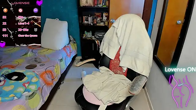 Snapshot of peanut_tangerine chatting on November 2025 05:01:01 PM peanut tangerine online show from November 2025 05:01:01 PM