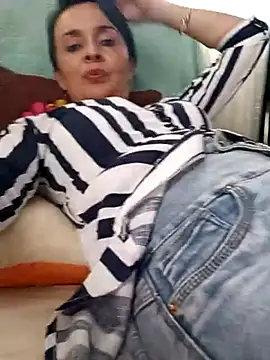Samantha Sullivan  online show from March 2025 09:16:02 PM