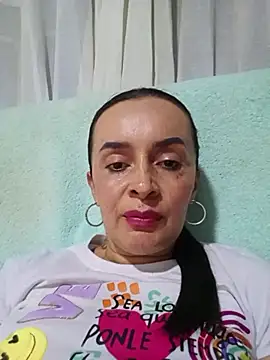 Samantha Sullivan  online show from February 2026 02:00:02 AM