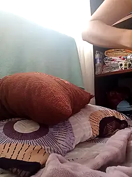 Samantha Sullivan  online show from October 2025 12:04:02 PM