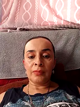 Samantha Sullivan  online show from November 2025 08:52:02 PM