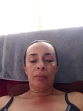 Samantha Sullivan  online show from April 2026 12:22:01 PM