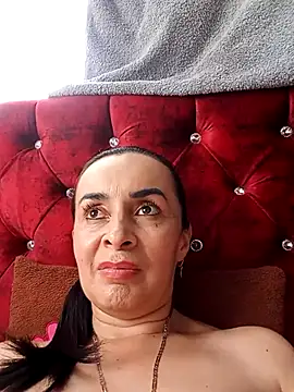 Samantha Sullivan  online show from September 2025 04:17:01 PM
