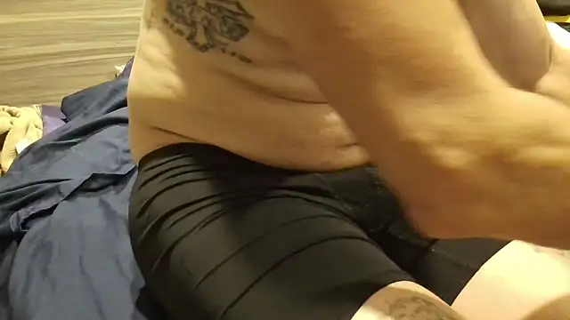 overaveragefreak4you online show from March 2026 11:22:01 AM