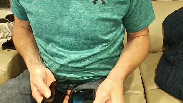 overaveragefreak4you online show from March 2026 07:34:01 AM