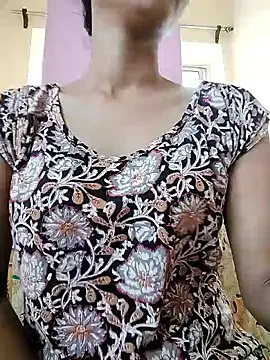 MISSQUEEN48 online show from April 2026 07:35:02 AM