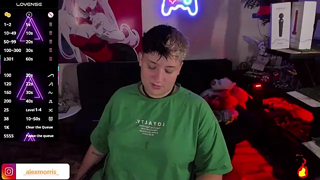 Snapshot of _AlexMorris chatting on November 2025 05:44:01 AM AlexMorris online show from November 2025 05:44:01 AM