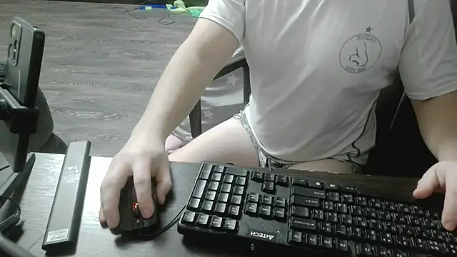 Snapshot of gamblingbum chatting on February 2026 08:15:02 PM gamblingbum online show from February 2026 08:15:02 PM