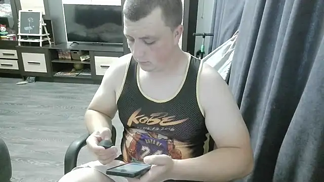 Snapshot of gamblingbum chatting on June 2026 12:32:01 PM gamblingbum online show from June 2026 12:32:01 PM