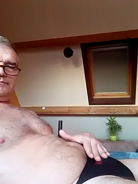 ronny51 online show from March 2025 06:03:02 AM