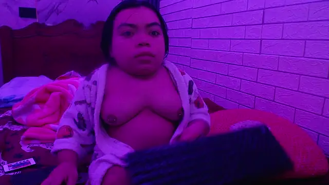 Michelle Brooks online show from February 2025 02:12:01 AM