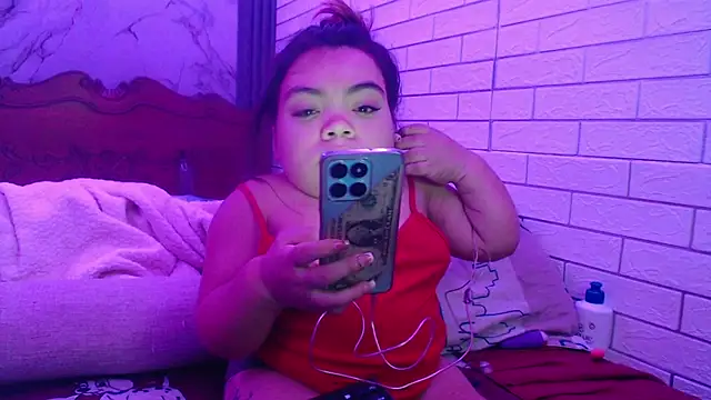 Michelle Brooks online show from February 2025 05:33:01 AM