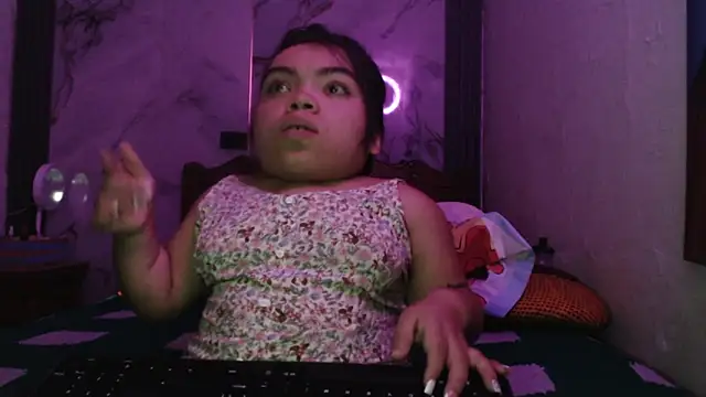Michelle Brooks online show from January 2025 04:26:01 AM