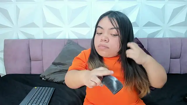 Michelle Brooks online show from January 2025 01:41:02 PM