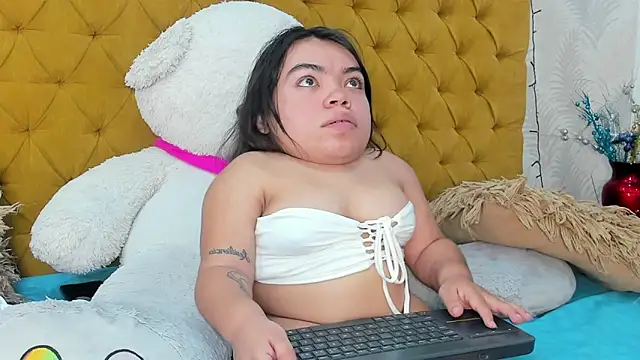 Michelle Brooks online show from January 2025 10:24:01 PM