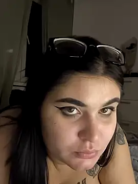 Snapshot of alexaandreea99 chatting on January 2025 01:50:01 AM alexaandreea99 online show from January 2025 01:50:01 AM