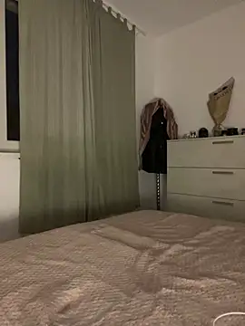 Snapshot of alexaandreea99 chatting on December 2024 01:02:02 AM alexaandreea99 online show from December 2024 01:02:02 AM