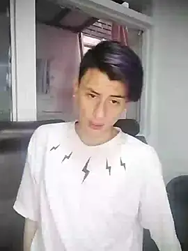 Snapshot of Alann_sr chatting on March 2025 04:10:02 PM Alann sr online show from March 2025 04:10:02 PM