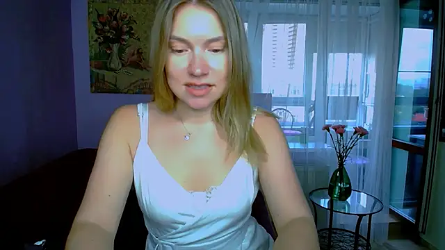 Snapshot of TaylorBre chatting on September 2025 05:29:01 AM TaylorBre online show from September 2025 05:29:01 AM