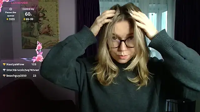 Snapshot of TaylorBre chatting on January 2025 09:03:01 AM TaylorBre online show from January 2025 09:03:01 AM