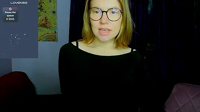 Snapshot of TaylorBre chatting on November 2025 06:50:02 AM TaylorBre online show from November 2025 06:50:02 AM