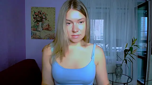 Snapshot of TaylorBre chatting on September 2025 05:23:02 AM TaylorBre online show from September 2025 05:23:02 AM