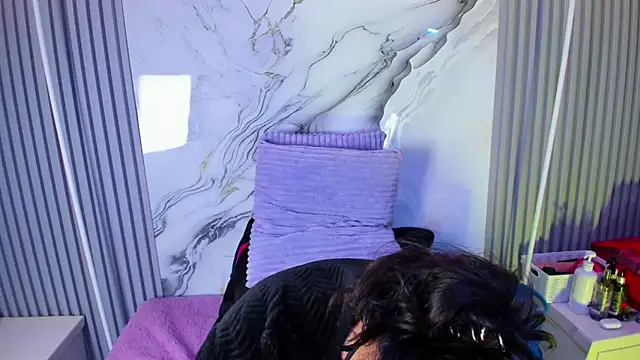 venusowen  online show from June 2026 12:17:02 PM