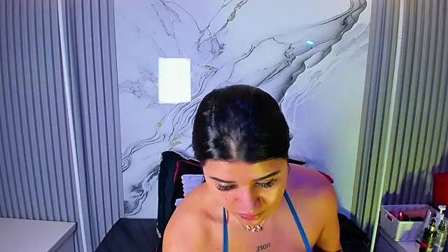 Snapshot of venusowen_ chatting on April 2026 01:51:01 PM venusowen online show from April 2026 01:51:01 PM