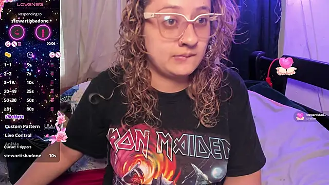 AnnieBigBoobs online show from October 2025 07:38:02 PM