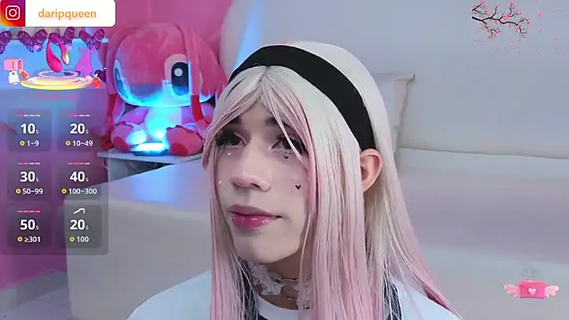 DaripQueen online show from October 2025 02:40:02 PM