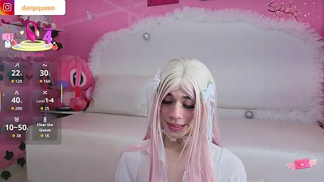 DaripQueen online show from December 2025 02:33:01 PM