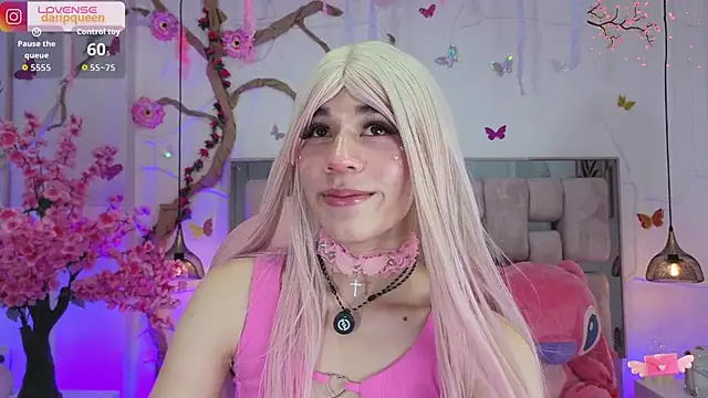 DaripQueen online show from April 2026 01:38:02 PM